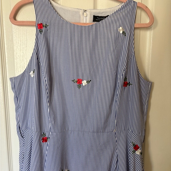 Tahari Blue & White Vertical Striped Sleeveless Dress with Floral Embroidery - Picture 4 of 10
